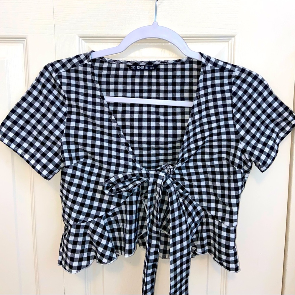 Black & white checkered crop top